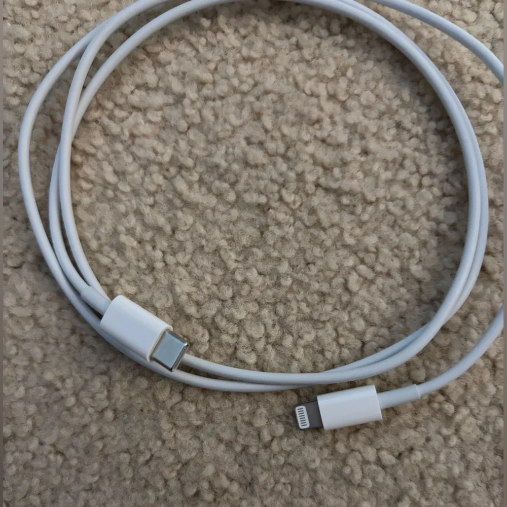 Apple USB-C to Lightning Cable (1m)